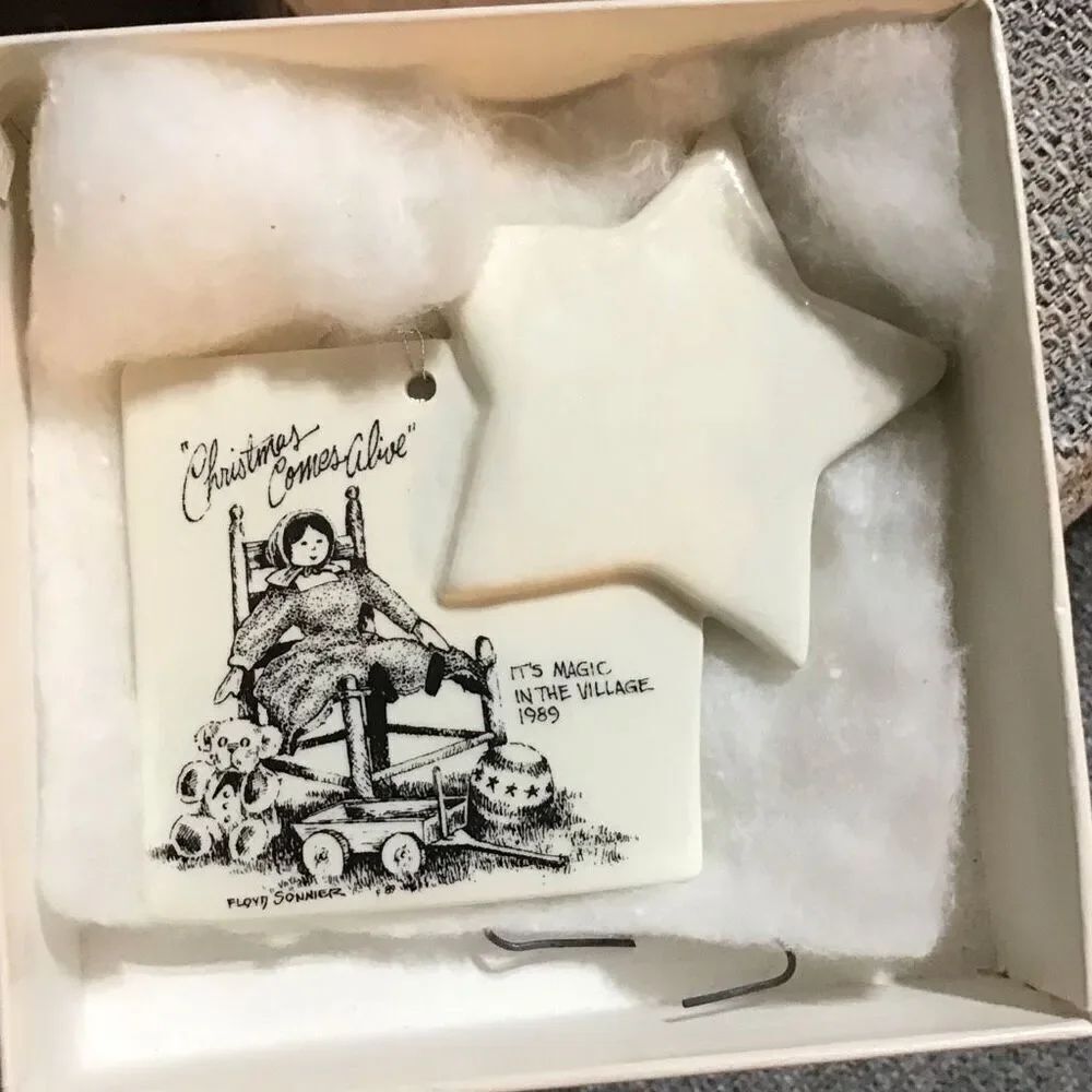 1989 Floyd, Sonnier or porcelain Christmas ornament